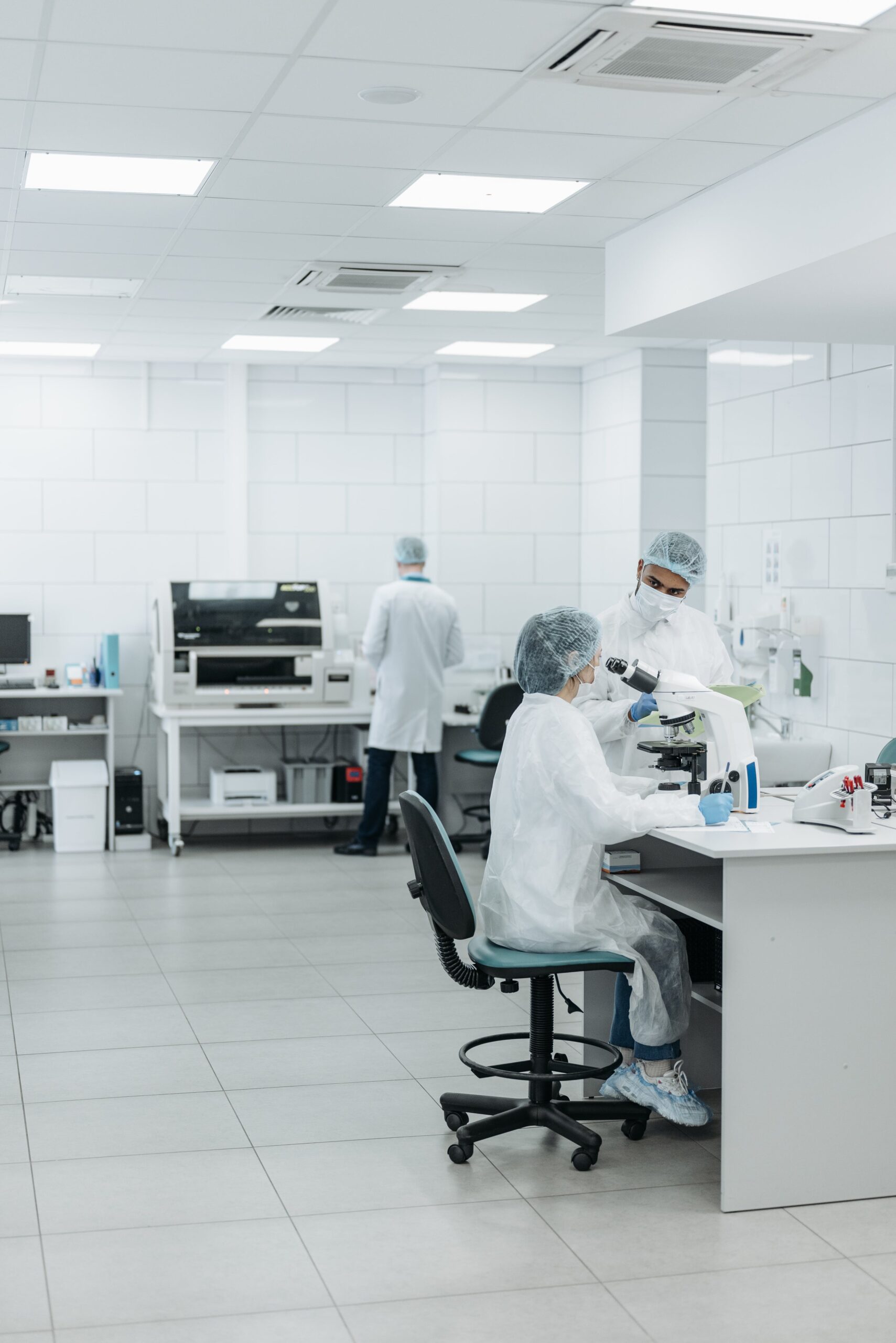 Sustainable Pharmaceutical Manufacturing: The Rise of Recycled PET Cleanrooms
